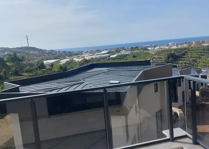Casa Hills 5*